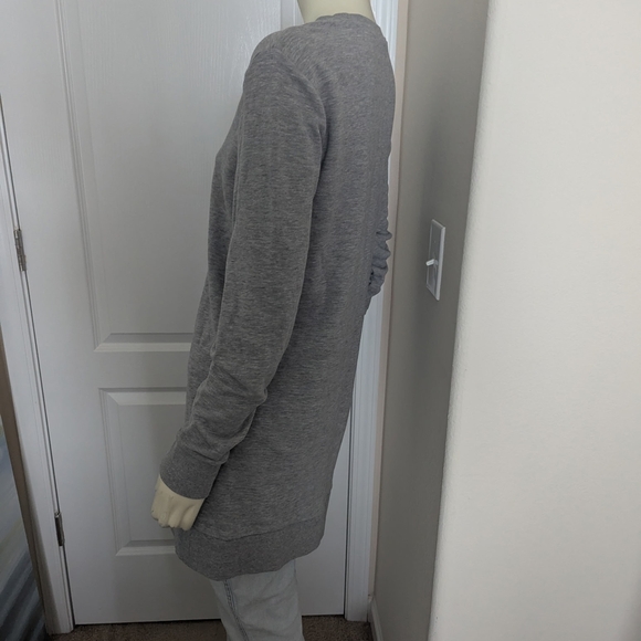 H&M Divided Gray Ribbed Top - Picture 2 of 4